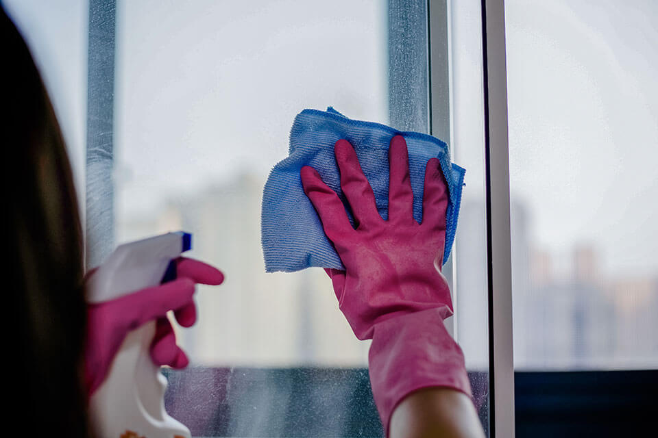 Streifenfreie Fensterreinigung